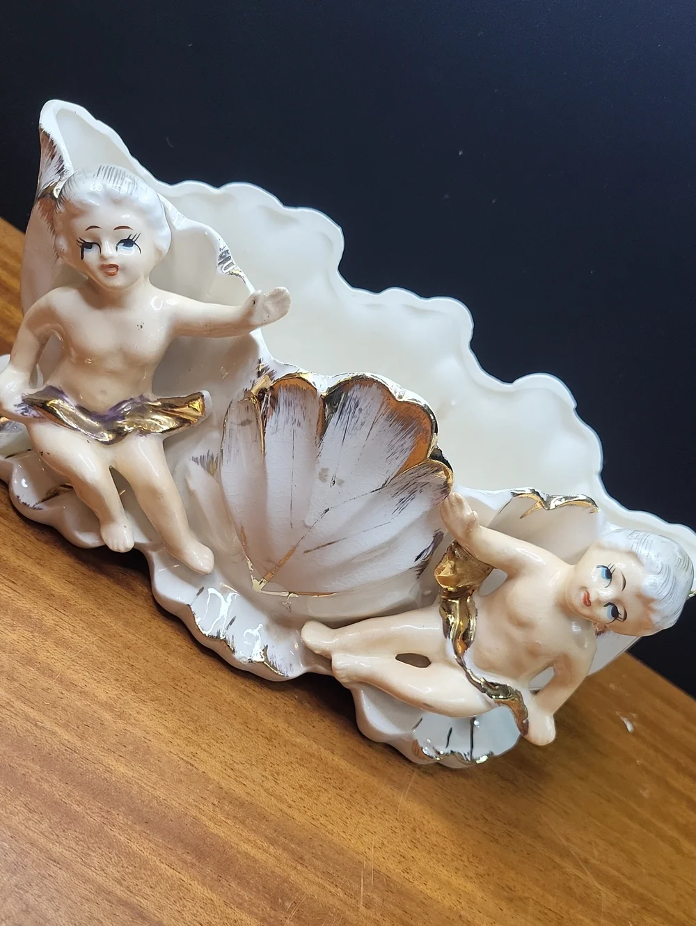 Porcelain Cherub Shell Planter in White and Gold